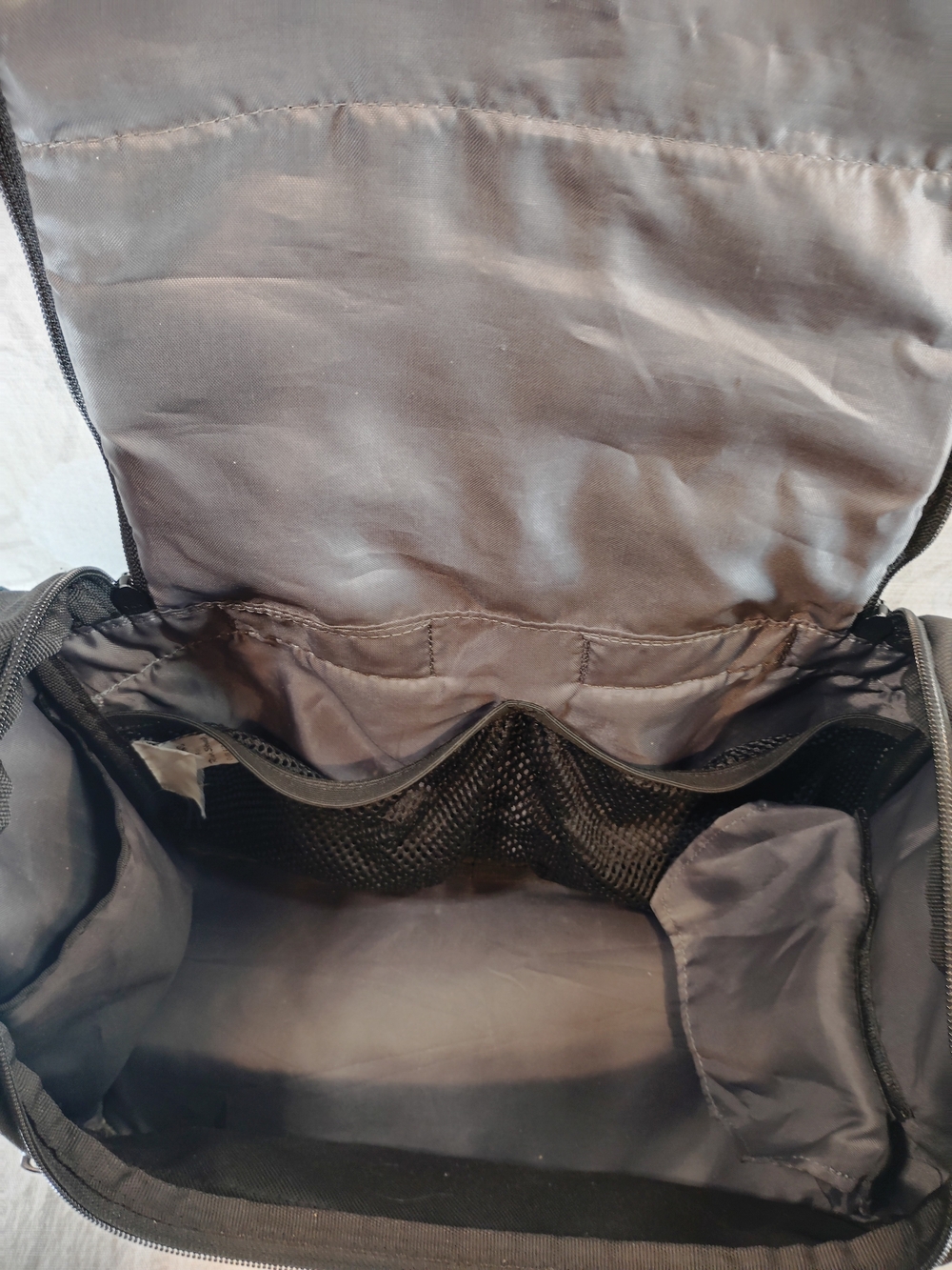 Rick Steves Green and Black Euro Flight Travel /Carry On/Duffle Bag - Picture 6 of 8